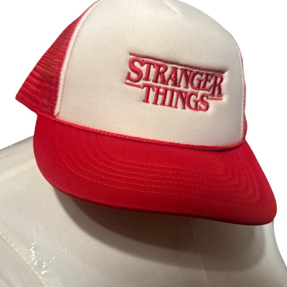 Stranger Things Netflix Embroidered Snapback White / Red Trucker Hat